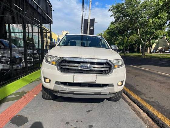FORD RANGER 3.2 LIMITED 4X4 CD 20V DIESEL 4P AUTOMÁTICO